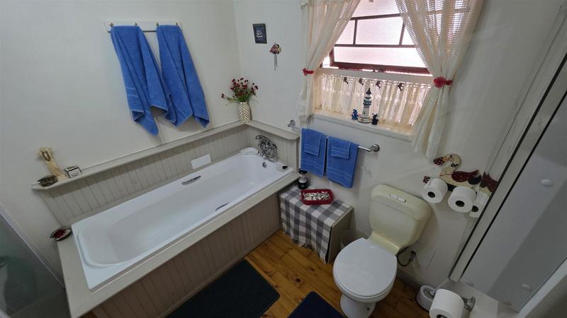 3 Bedroom Property for Sale in Fraaiuitsig Western Cape